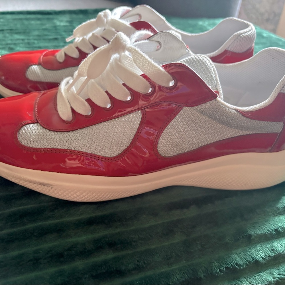 Red American Cup Prada shoes size 9 in men